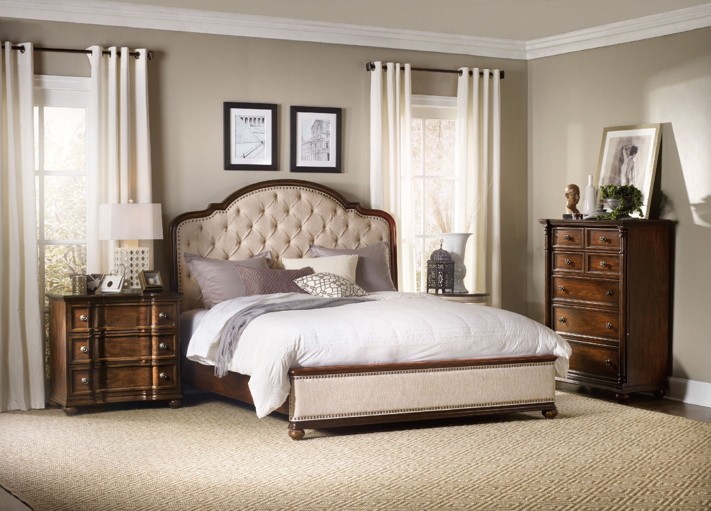 Hooker Furniture Bedroom Leesburg Queen Upholstered Bed with Wood Rails