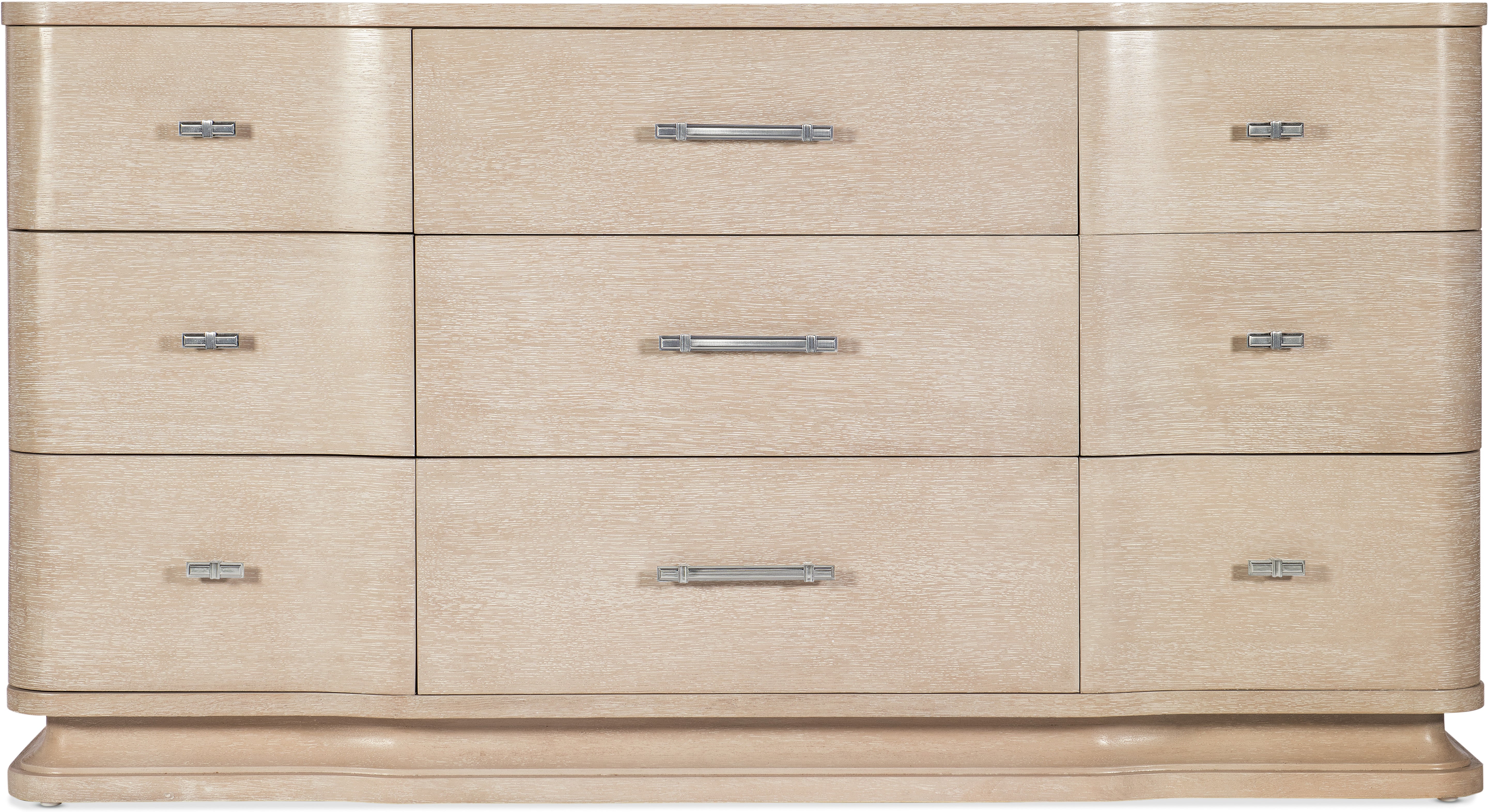 Hooker Furniture Nouveau Chic Nine Drawer Dresser