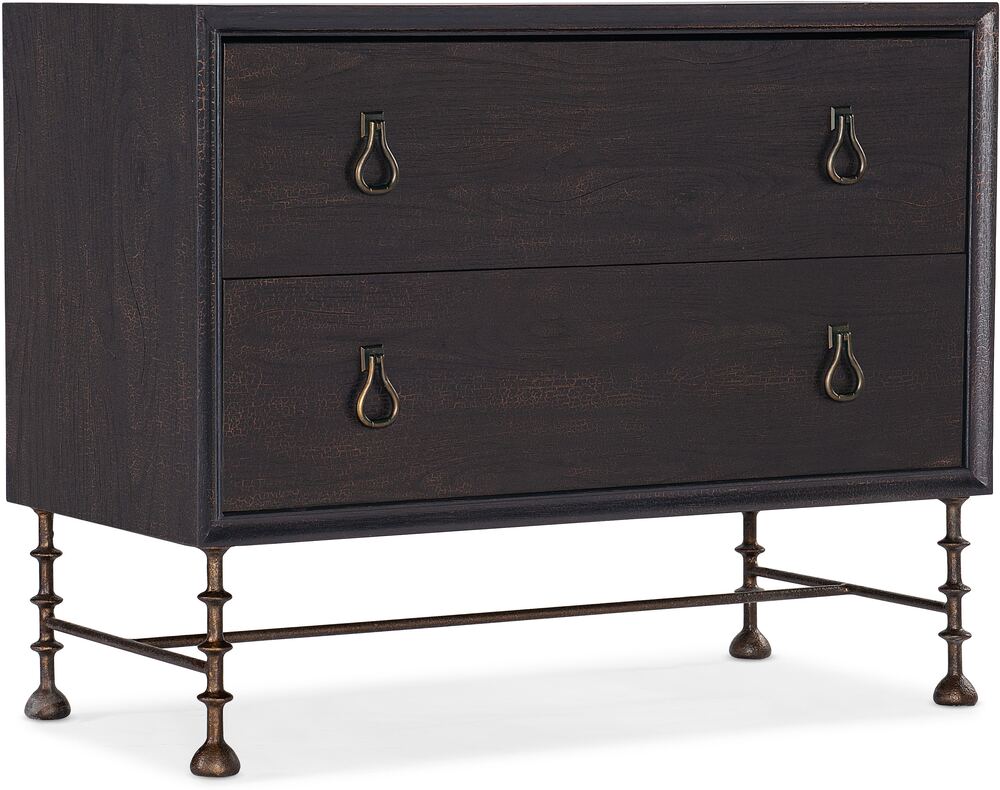 Hooker Furniture Big Sky Bachelors Chest