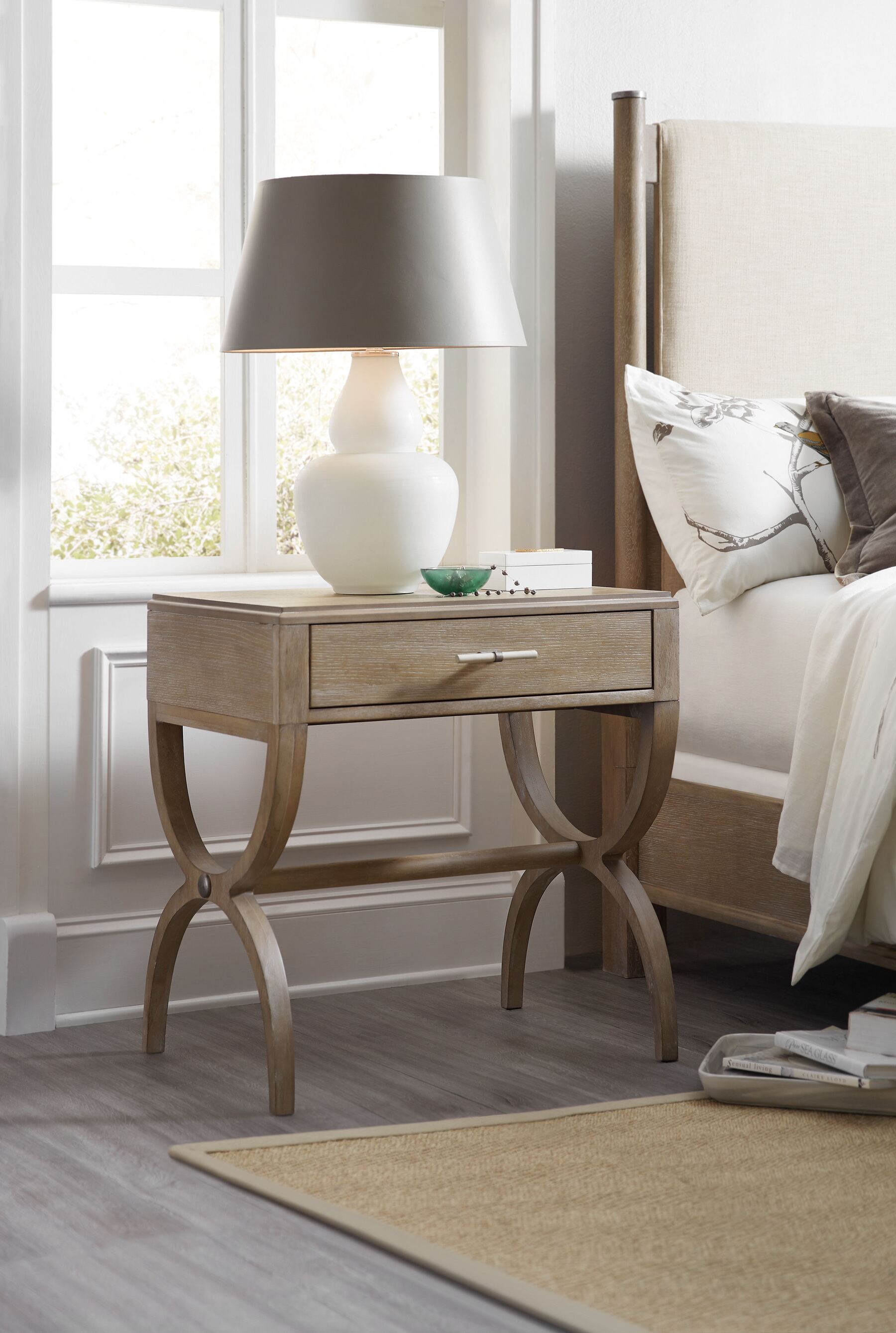 Hooker Furniture Bedroom Affinity Leg Nightstand